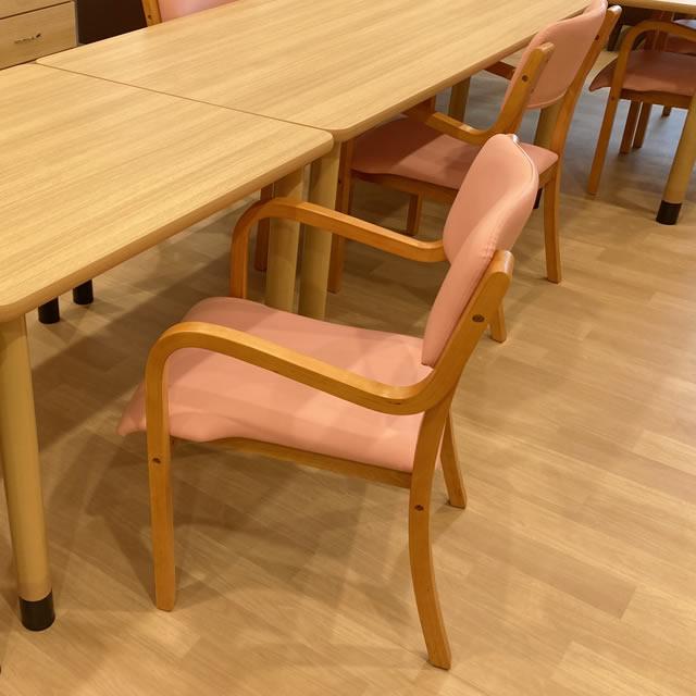 完成品・耐アルコール 介護施設用チェア 介護用 木製ダイニングチェア