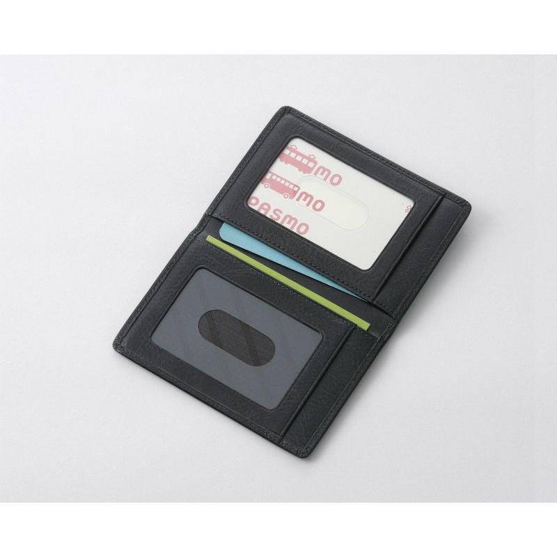 レイメイ藤井(Raymay) ブルームズベリー パス入（2つ折り） ブラック NP8002B 2面パス入 内側ポケット付 |  | 02