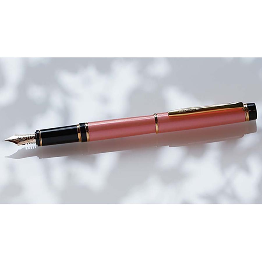 パイロット PILOT 万年筆 グランセ ブラック 中字 ギフトケース付き FGRC-12SR-B-M GRANCE | PILOT（文具） | 01