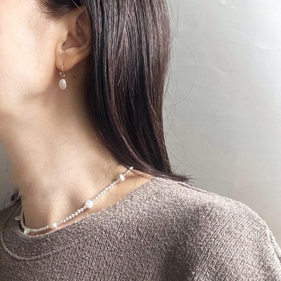 ケシと貝パールのステンレスネックレス[ゴールドカラー]  2025年春夏新作　淡水真珠　アレルギー対応　ハンドメイドアクセサリー | 