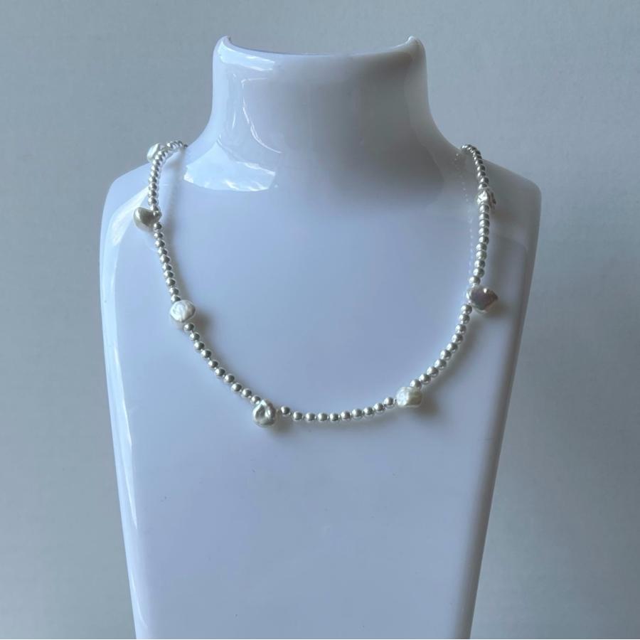 ケシと貝パールのステンレスネックレス[ゴールドカラー]  2025年春夏新作　淡水真珠　アレルギー対応　ハンドメイドアクセサリー |  | 02