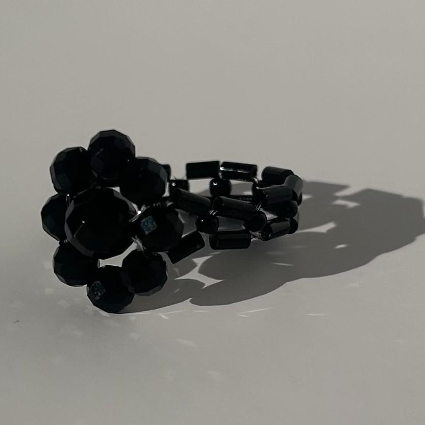 ブラックオニキスフラワーリング　2024年春夏新作　ハンドメイドアクセサリー 金属アレルギー対応　天然石 |  | 04