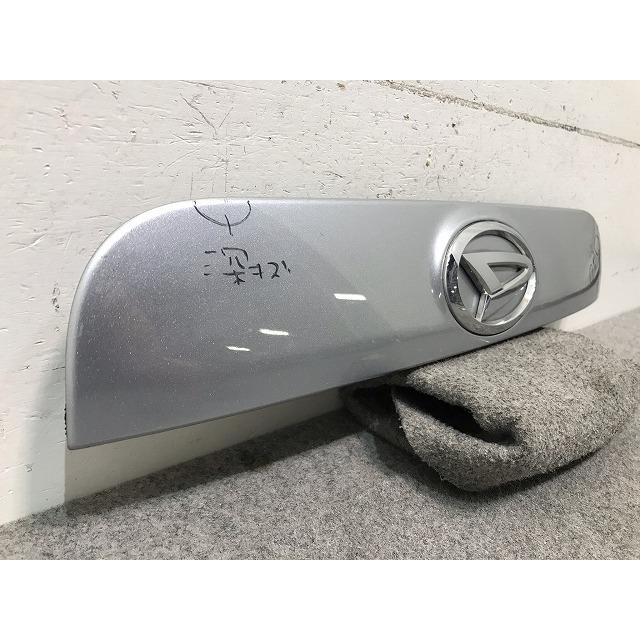 タント L375S/L385S 純正 リアフィニッシャー ガーニッシュ 76802