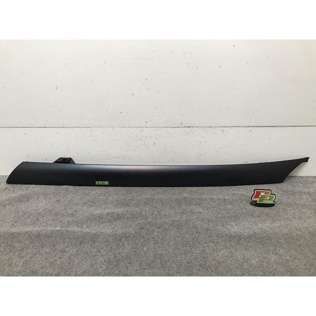 新品! シエンタ 170系/NHP170G/NSP170G/NSP172G/NCP175G 純正 後期 右