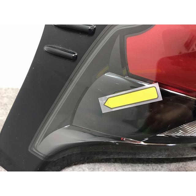 カ*ン様 トヨタ　シエンタ　170 テールランプ トヨタ シエンタ NSP170G 170系 純正 テールランプ 右 KOITO52-284