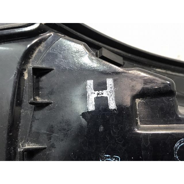 プリウス PHV/ZVW52/GRスポーツ 純正 左テールランプ/ライト プリウス PHV/ZVW52/GRスポーツ 純正 左テールランプ/ライト