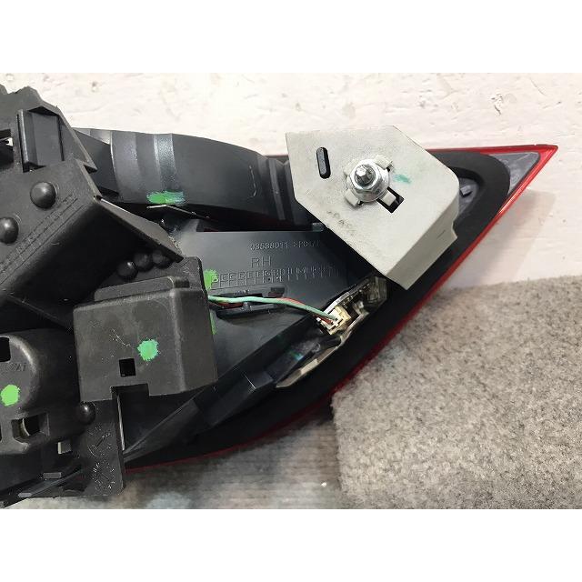  グランツアラー F46 純正 2シリーズ LED 右 テールラ 2シリーズ/F46 グランツアラー 純正 右テールランプ/ライト/レンズ LED