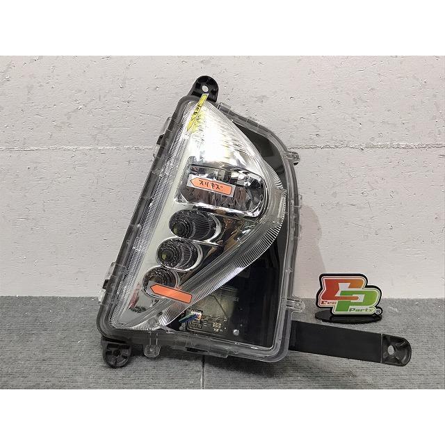 プリウス／ZVW50／ZVW51／ZVW55 純正 前期 右