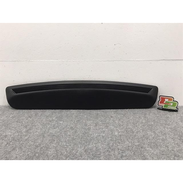 新品!Cクラス W205 純正 リア ハイマウントランプカバー A205 820 0060 