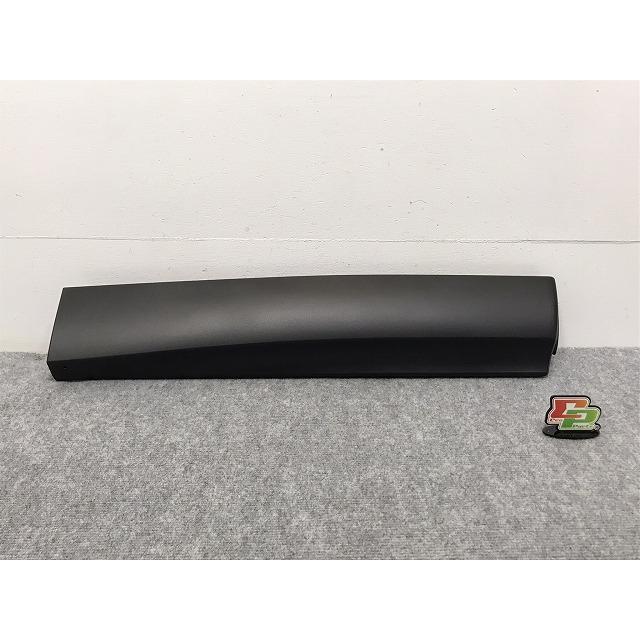 新車取り外し!クラウン/クロスオーバー TZSH35/AZSH35 純正 右リアドア サイドパネル アンダーパネル 75077-30030 ...