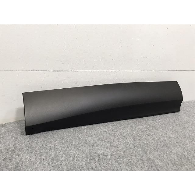 新車取り外し!クラウン/クロスオーバー TZSH35/AZSH35 純正 右リアドア サイドパネル アンダーパネル 75077-30030 ...
