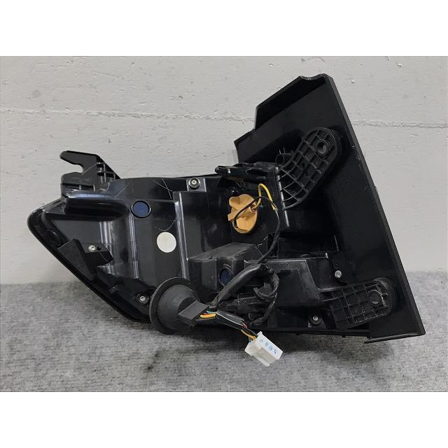 オデッセイ ODYSSEY/ハイブリッド HV RC4 純正 前期 右 テールランプ