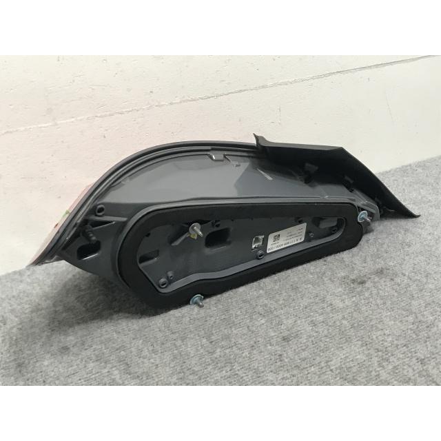 CLAクラス C117/W117 純正 後期 右 テールランプ/ライト/レンズ LED A
