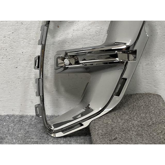 新品!キャプチャー HJ/HJBH5H/HJBH4MH 純正 右 フロント フォグカバー