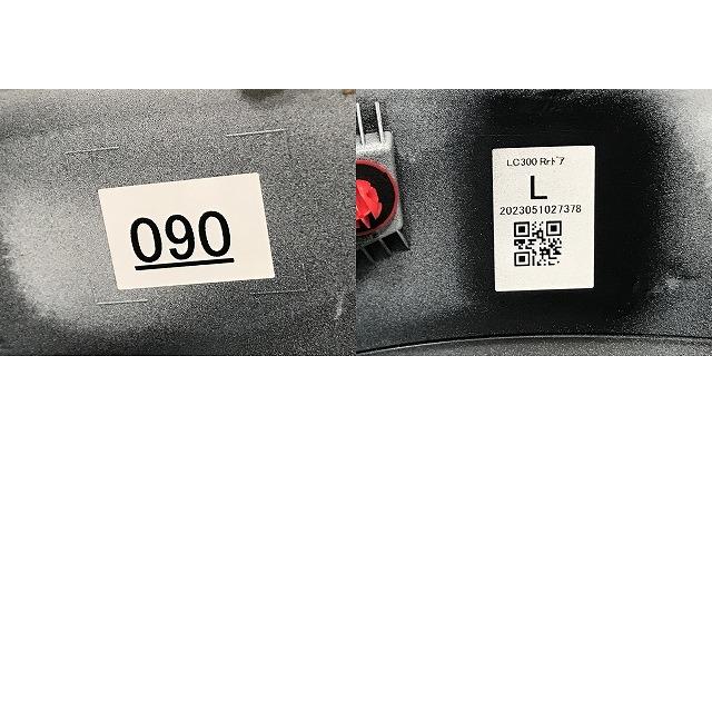 新車外し!ランドクルーザー/ランクル FJA300W/VJA300W 純正 左 リア