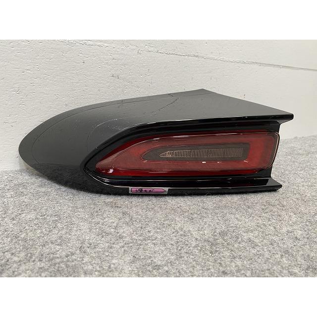クラウン スポーツ AZSH36W 純正 左 テールランプ/ライト/レンズ LED