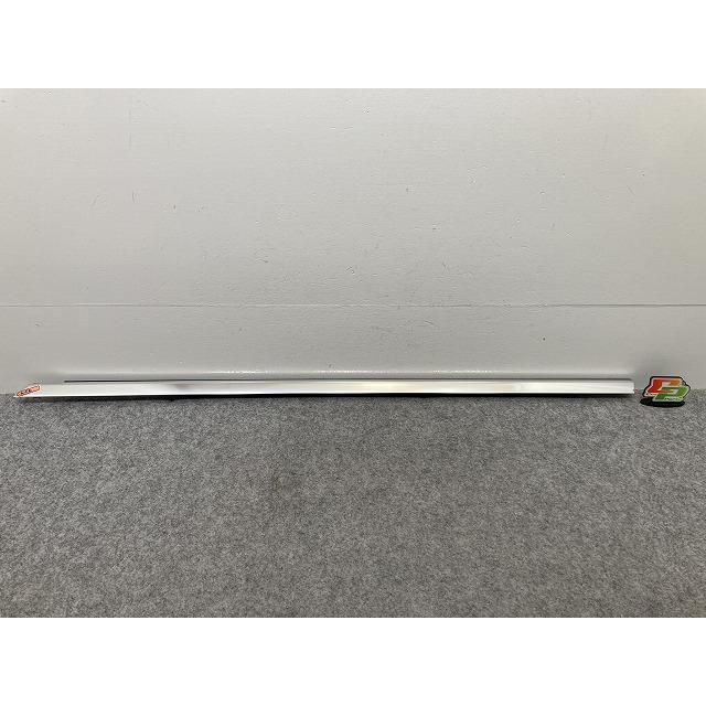 新品!Cクラス W205 純正 左 フロント ドア シーリングレール/ベルト