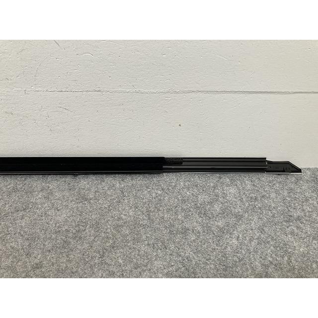 新品!Cクラス W205 純正 左 フロント ドア シーリングレール/ベルト