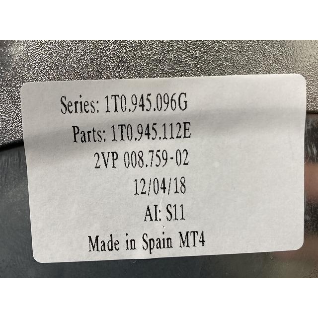 新品!トゥーラン 1T系 純正 右 テールランプ/ライト/レンズ ハロゲン