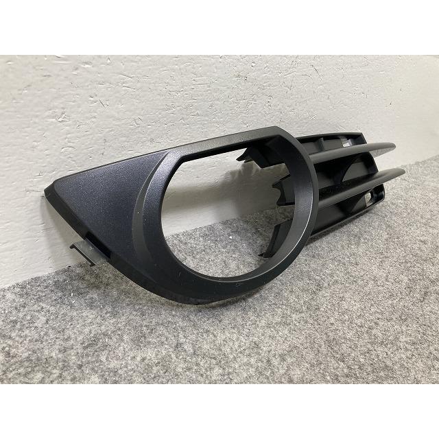 新品!A3 8P系 純正 右 フロント バンパー グリル 8P4 807 682B