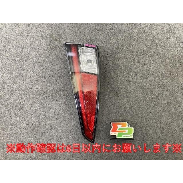 プリウス 50系/ZVW50/ZVW51/ZVW55 純正 前期 右 テールランプ/ライト/レンズ LED ICHIKOH 47-78 トヨタ ...