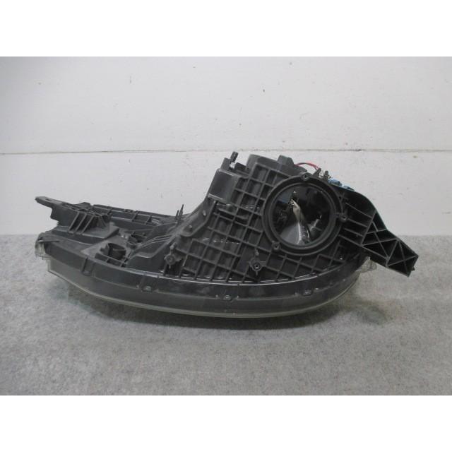 キューブ Z12/NZ12 右ヘッドライト/ランプ キセノン STANLEY P8191