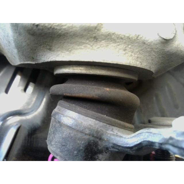 インプレッサ DBA-GT2 左FナックルハブASSY スポーツ 1.6I-Lアイサイト Sスタイル CVT    28311-FL010の画像