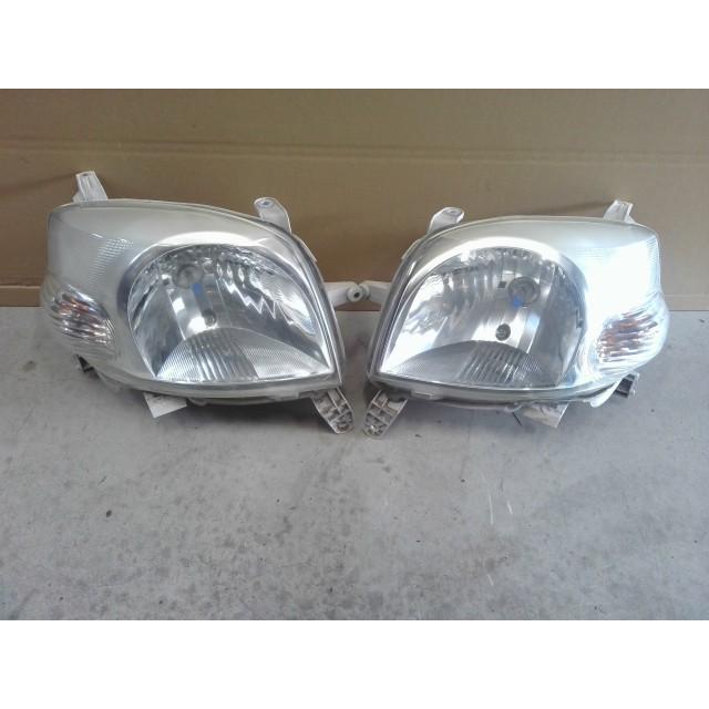 エッセ DBA-L235S 左右ヘッドランプセット 傷 左右ヘッドランプ