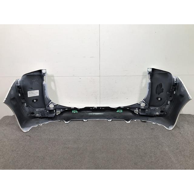 シエンタ NSP170G/NCP175G/NHP170G リアバンパー 52159-52770-A80