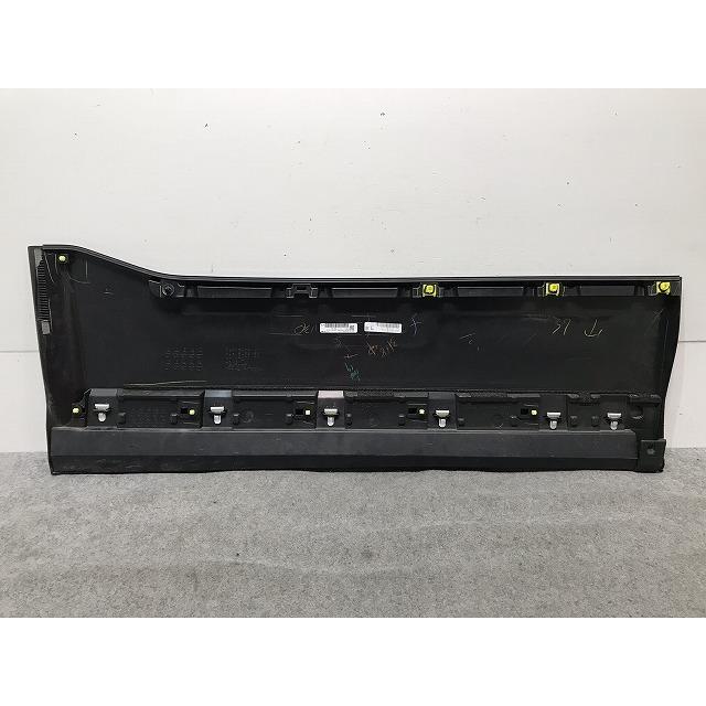 ヴォクシー/ノア/エスクァイア 80系/ZRR80W/ZRR85W/ZRR80G/ZRR85G 右