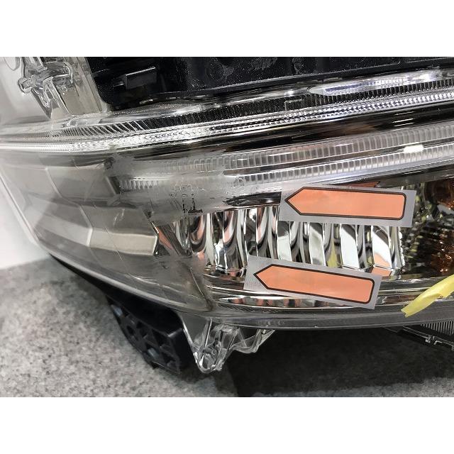 N-BOX NBOX Nボックス カスタム JF1 JF2 純正 右ヘッドライト ランプ