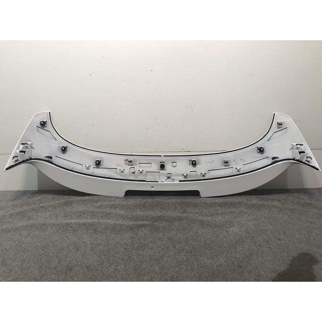美品! ヴェゼル/VEZEL RU1/RU2/RU3/RU4 純正 リアスポイラー ルーフ 