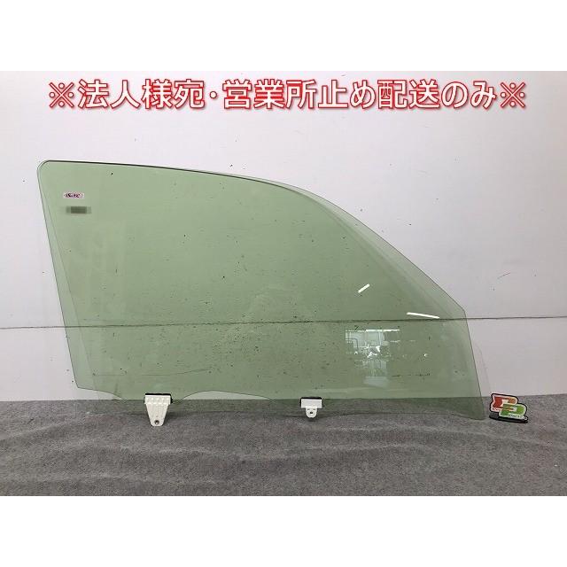 日産　キャラバン　右スライドドアガラス　NV350 E26 キャラバン NV350/標準/ワイド/ライダー/GX/E26 純正 右フロントガラス