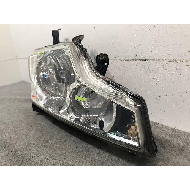 ステップワゴン　RK1.2前期　ハロゲンヘッドライト ステップワゴン RK1/RK2 純正 右ヘッドライト/ランプ ハロゲン