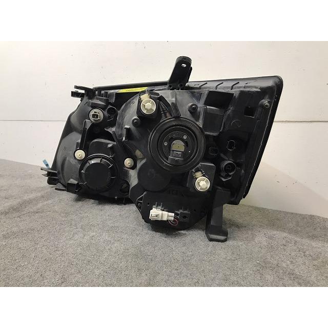 アルファード 10系/ANH10W/ANH15W/MNH10W/MNH15W 純正 右ヘッドライト
