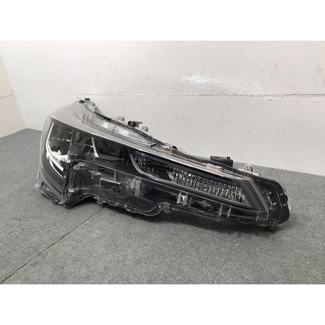 カローラスポーツ/210/NRE210H/NRE214H/ZWE211H 純正 右ヘッドライト