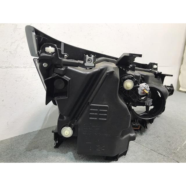 セレナ ハイウェイスター/XV/X/G/C27/GC/GFC27/GNC27/GFNC27 純正 左