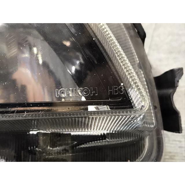レヴォーグ VM4 VMG 純正 前期 右ヘッドライト ランプ ハロゲン