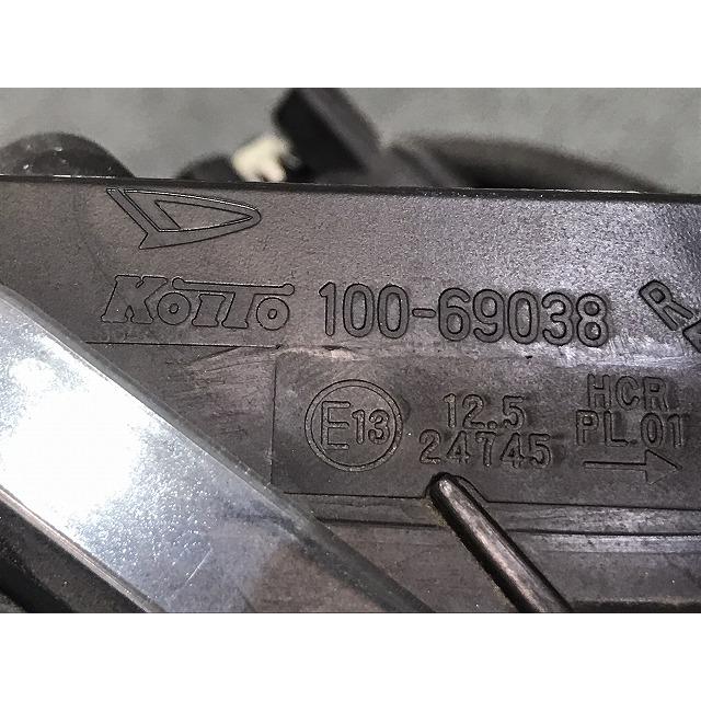 ムーヴ/キャンバス/キャンパス LA800S/LA810S 純正 右ヘッドライト