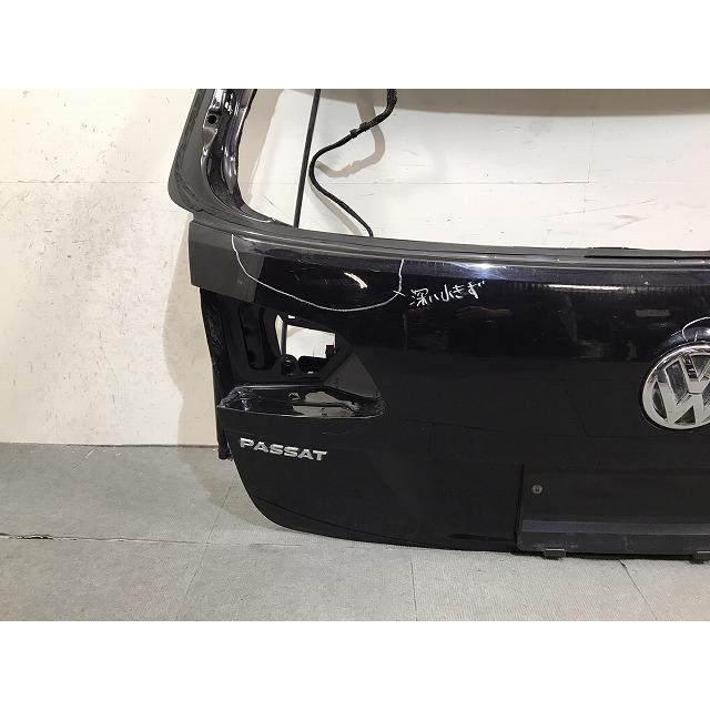 車 VW パサート ヴァリアント 3C/B7 2013年 3CCAX 右テールランプ