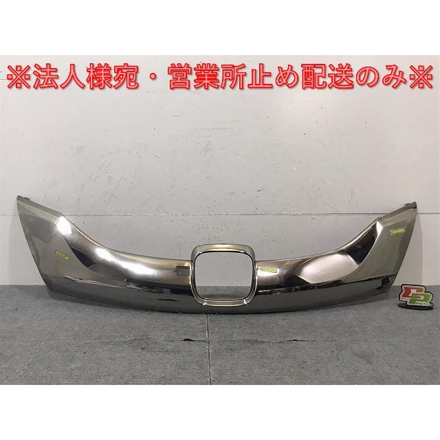 ホンダHONDAオデッセイRC中期フロントミドルグリルパーツ純正取り外し ホンダHONDAオデッセイRC中期フロントミドルグリルパーツ純正