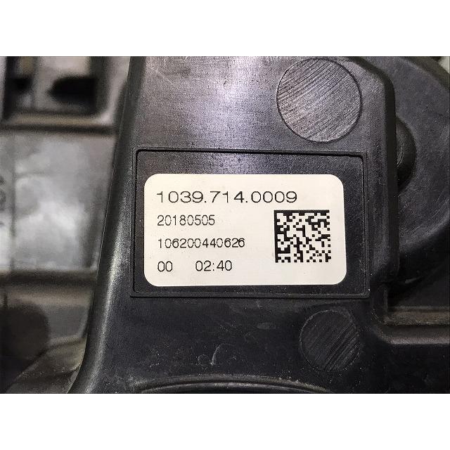 5シリーズ G30/G31 純正 前期 右 ヘッドライト/ランプ LED 8499126-01