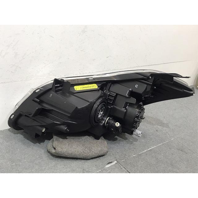 新車取外!ブレイド AZE154H/AZE156H/GRE156H 純正 右ヘッドライト