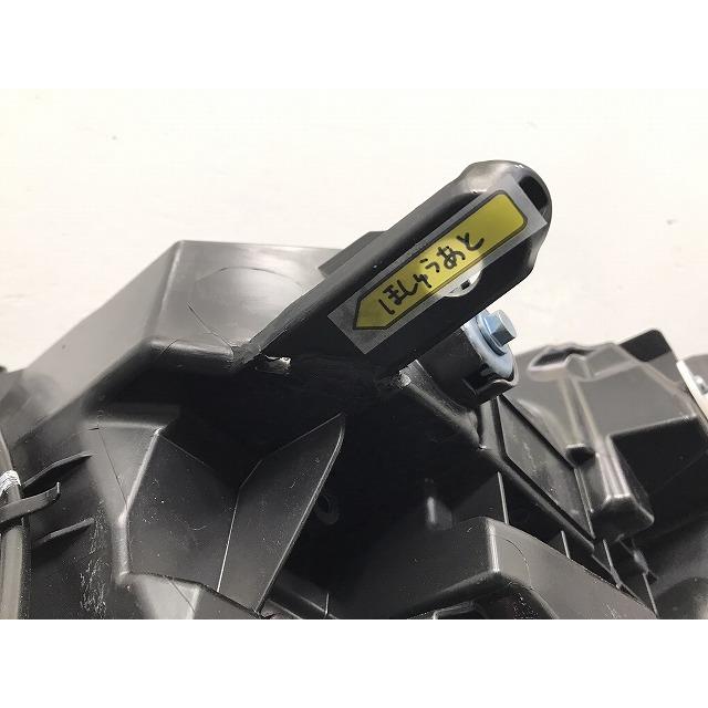 ノア 90/ZWR90W/ZWR95W/MZRA90W/MZRA95W 純正 右 ヘッドライト/ランプ