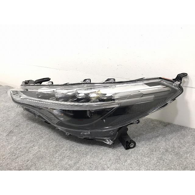 カローラ クロス ハイブリッド HV ZSG10 ZVG11 ZVG15 純正 左 ヘッド