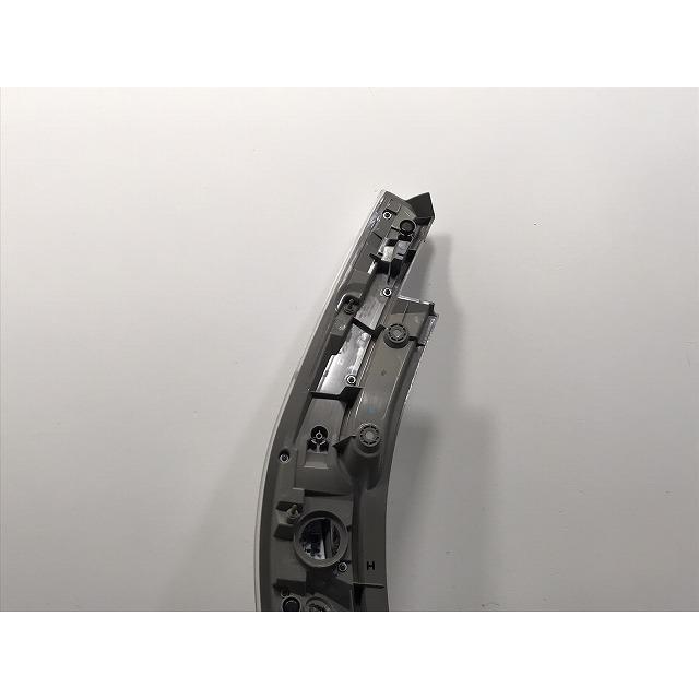 リーフ/LEAF AZE0/ZE0 純正 右 テールランプ/ライト/レンズ LED 刻印H 