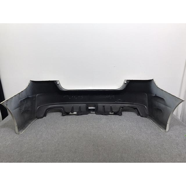 WRX/STI VAB 純正 リア バンパー 57704VA022 クリスタルホワイトパール