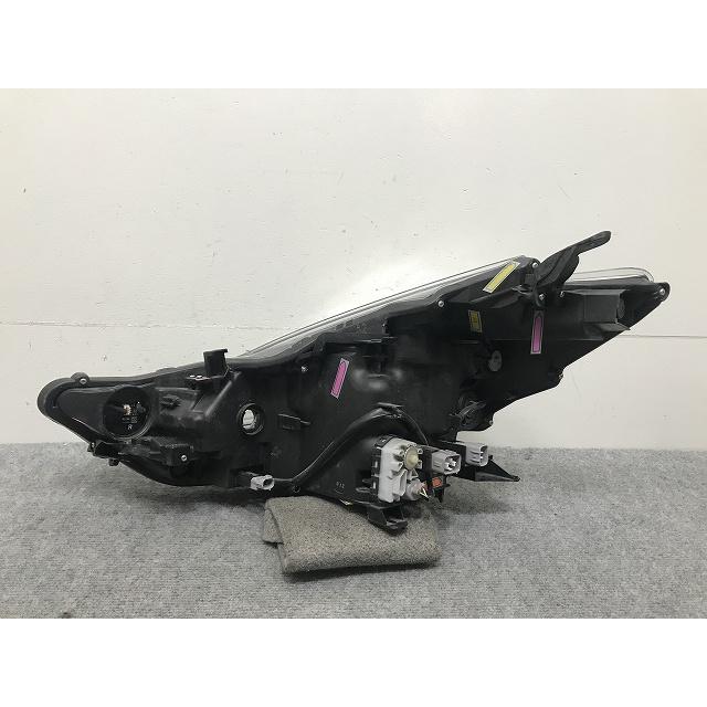 プリウスα/アルファ ZVW40W/ZVW41W 純正 後期 右 ヘッドライト/ランプ