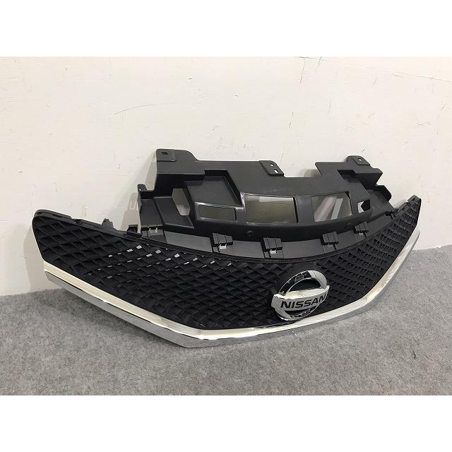 日産ノートE12 前期純正メッキグリル