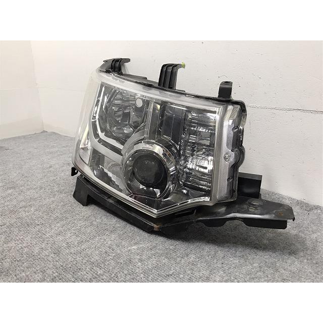 デリカD:5 D5 CV1W CV2W CV4W CV5W 純正 前期 右 ヘッドライト AFS無